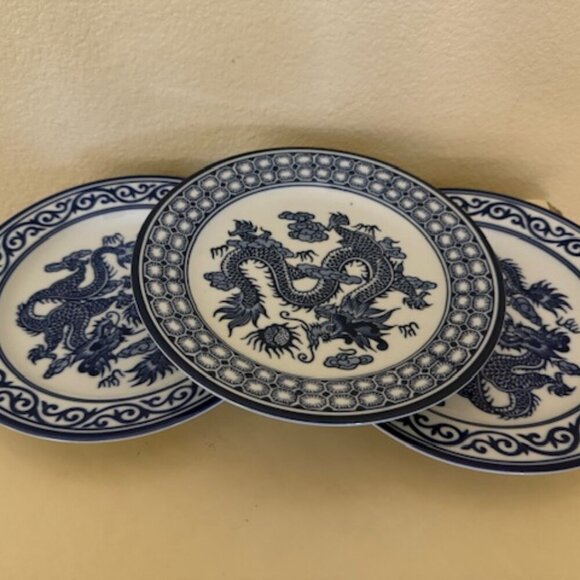 Set of 3 Vintage Bombay Company Asian Garden Dragon Plates 8 inch 1990s - Picture 5 of 5
